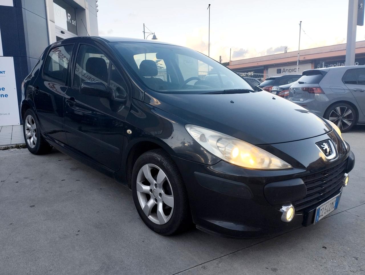 Peugeot 307 1.6 16V HDi 90CV 5p. X-Line