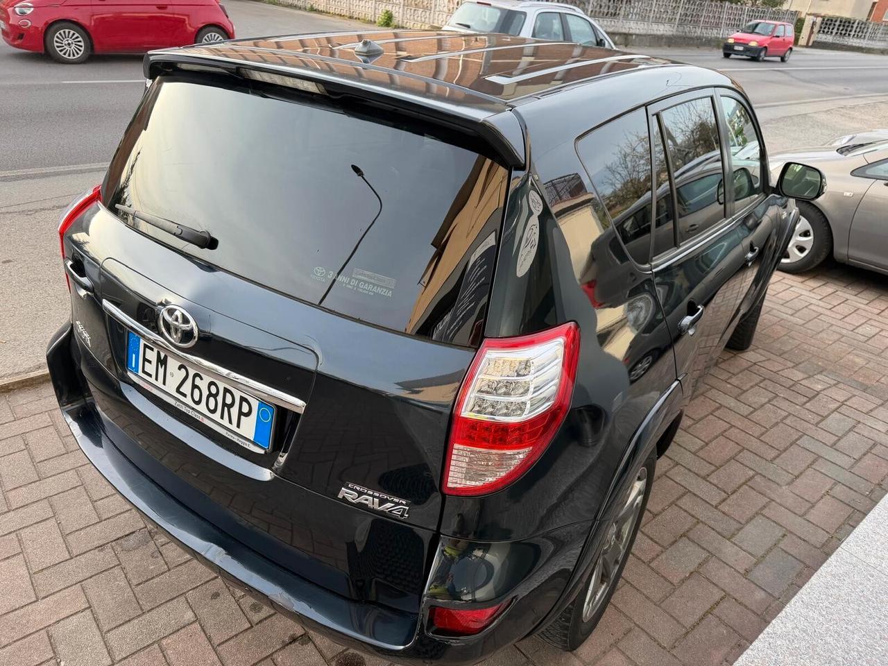 Toyota RAV 4 Crossover 2.2 D-CAT A/T 150CV