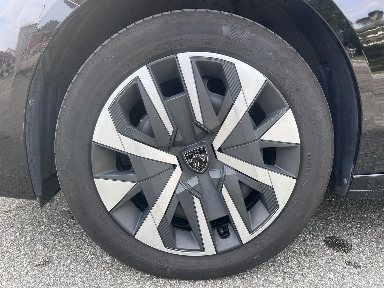 Peugeot 208 1.2 PureTech 75 ACTIVE PARI AL #50568