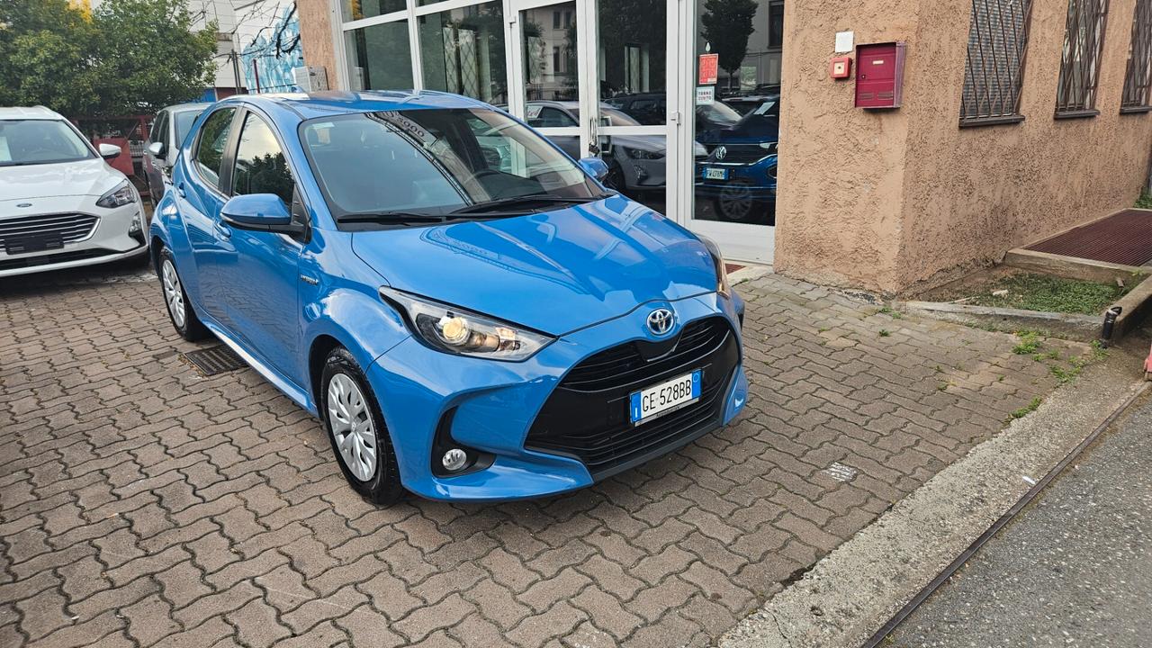 Toyota Yaris 1.5 HYBRID 5P Active CAMERA-CRUISE ADATT-CARPLAY