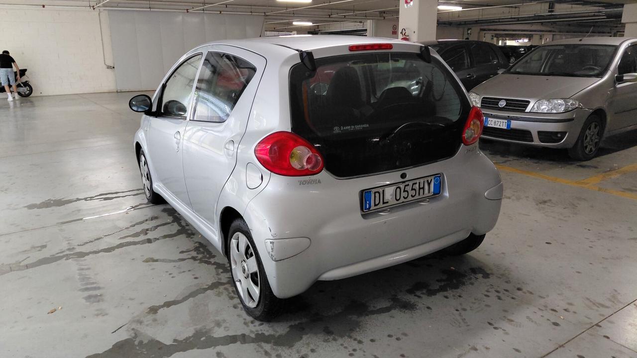 Toyota Aygo 1.0 12V VVT-i 5 porte