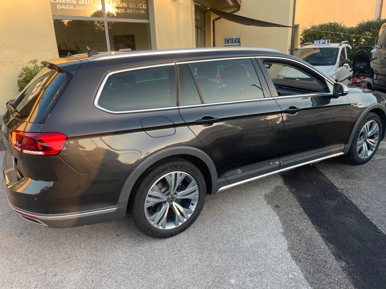 Volkswagen Passat Alltrack 2.0 TDI 200 CV 4MOTION DSG