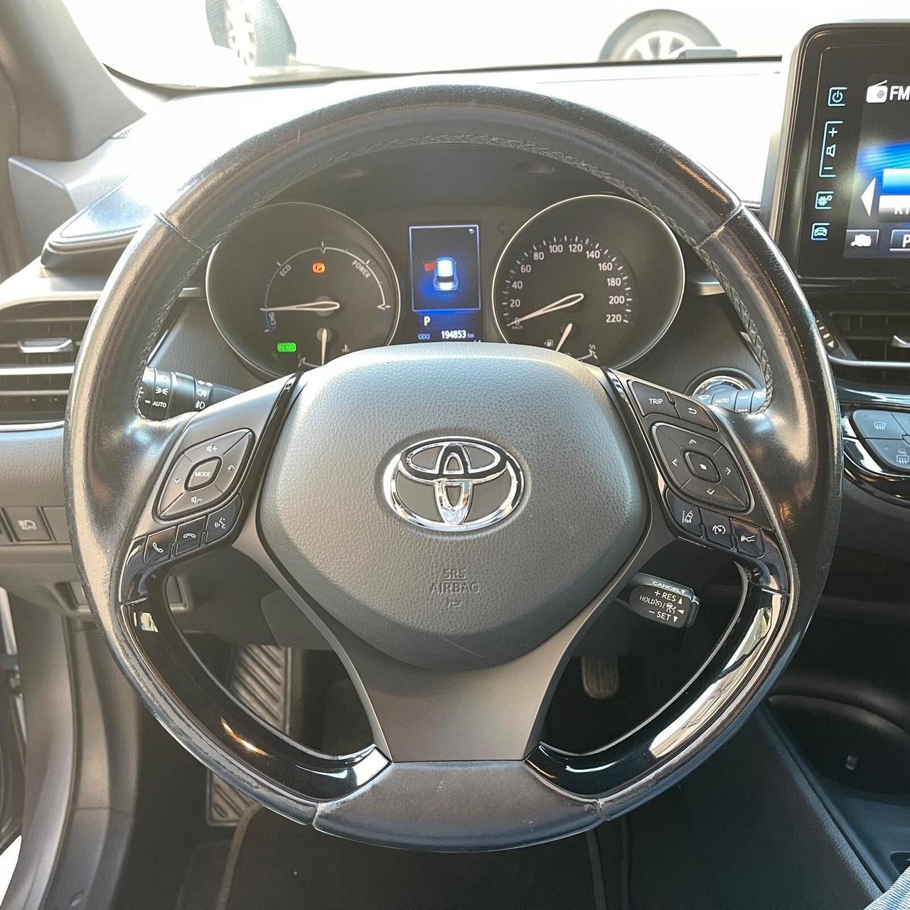 Toyota C-HR 1.8 Hybrid E-CVT Business