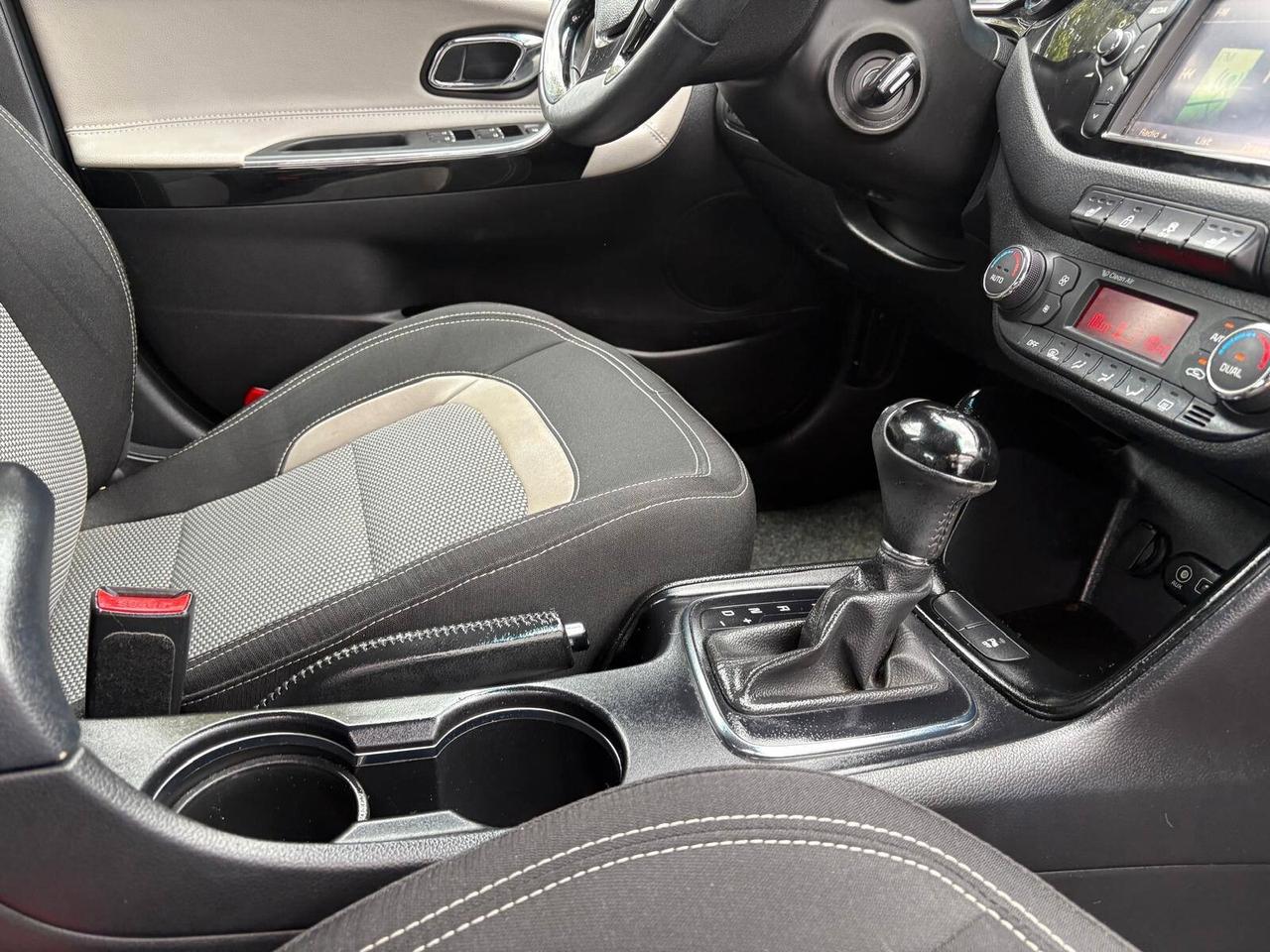 Kia Ceed cee'd 1.6 GDI 5 porte Cool automatica