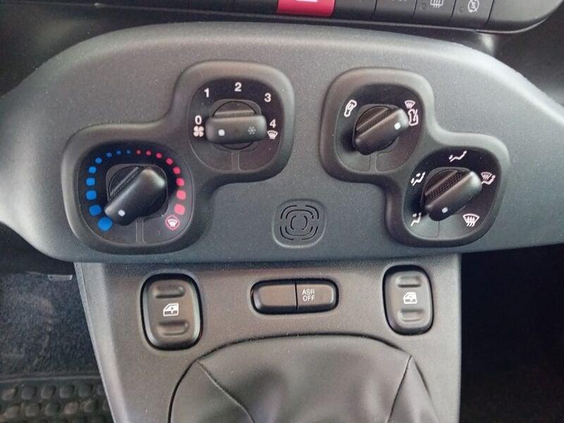 FIAT Panda 1.0 FireFly S&S Hybrid City Cross