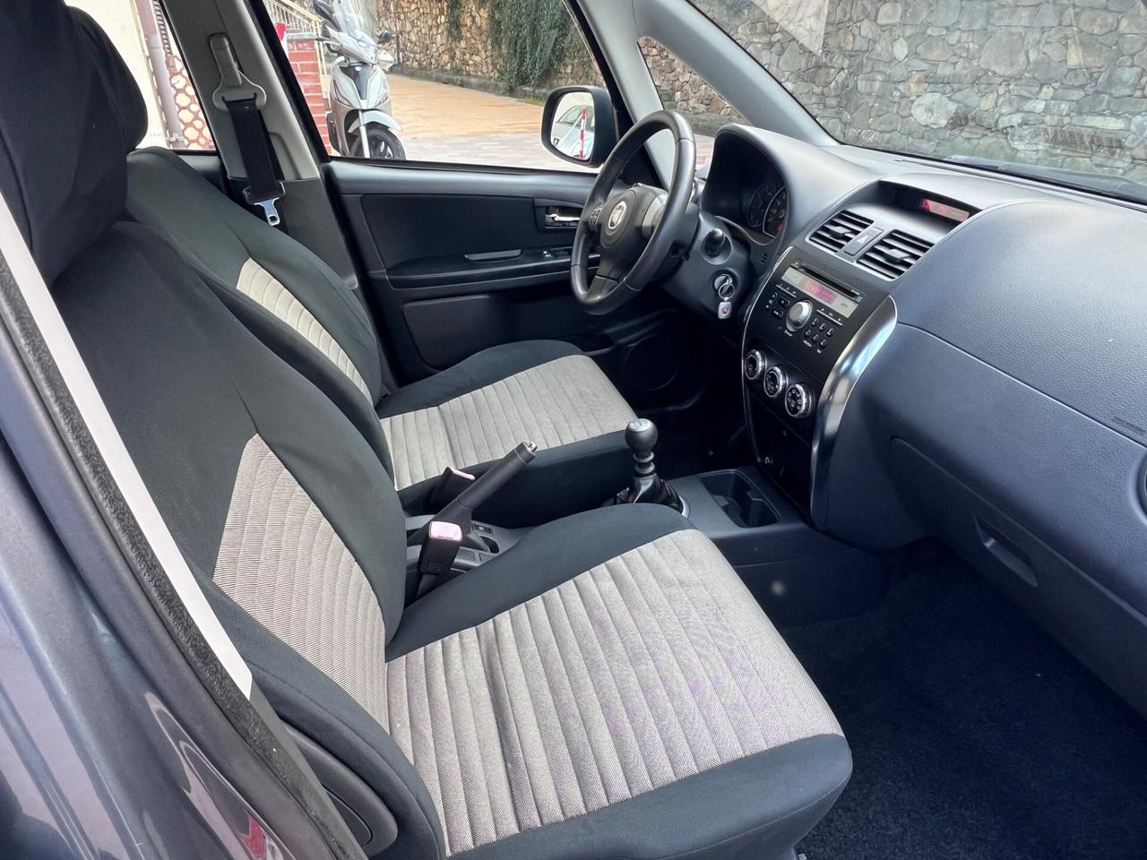 Fiat Sedici 1.9 MJT 4x2 Emotion