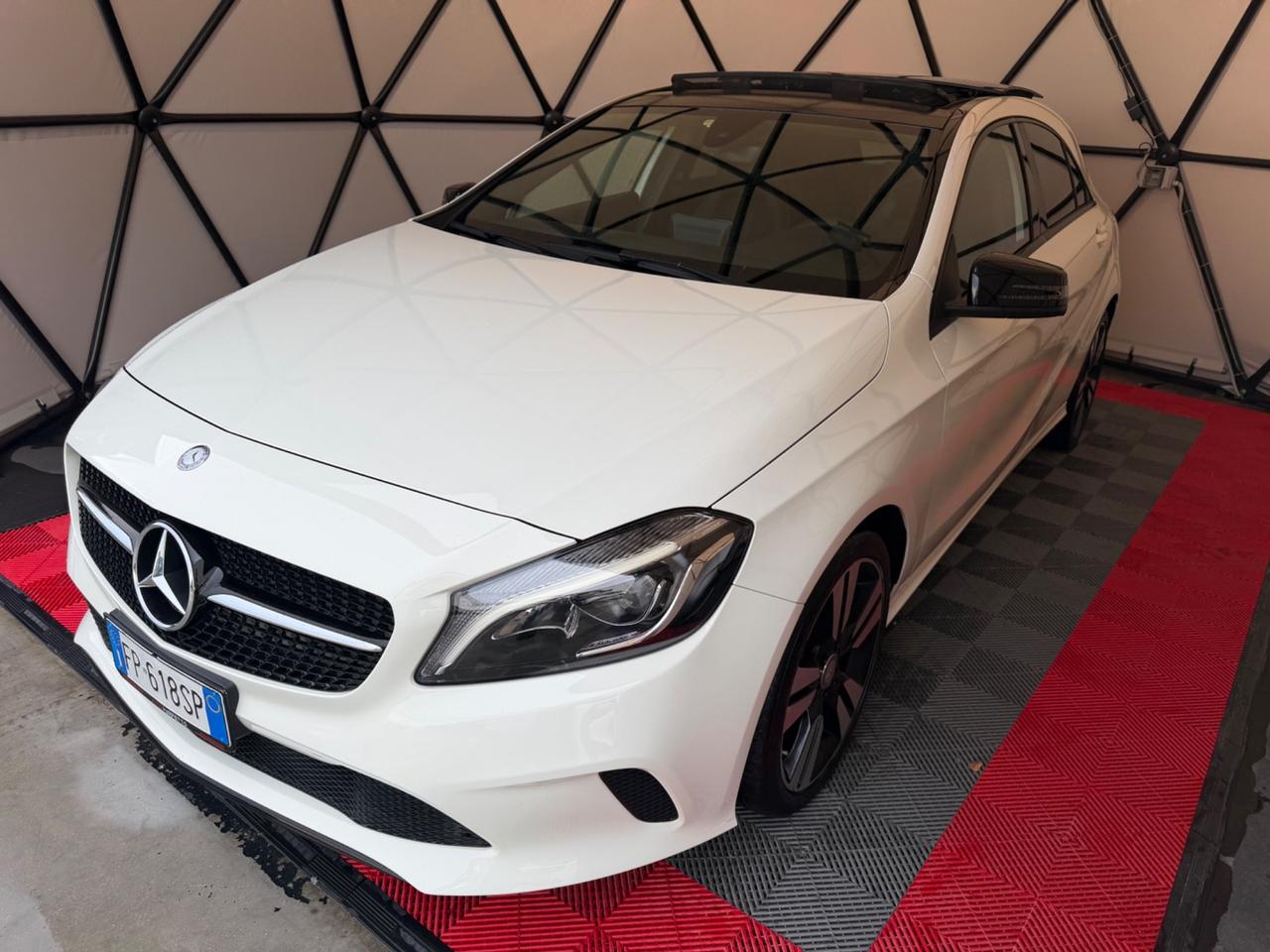Mercedes-benz A 180 d Premium