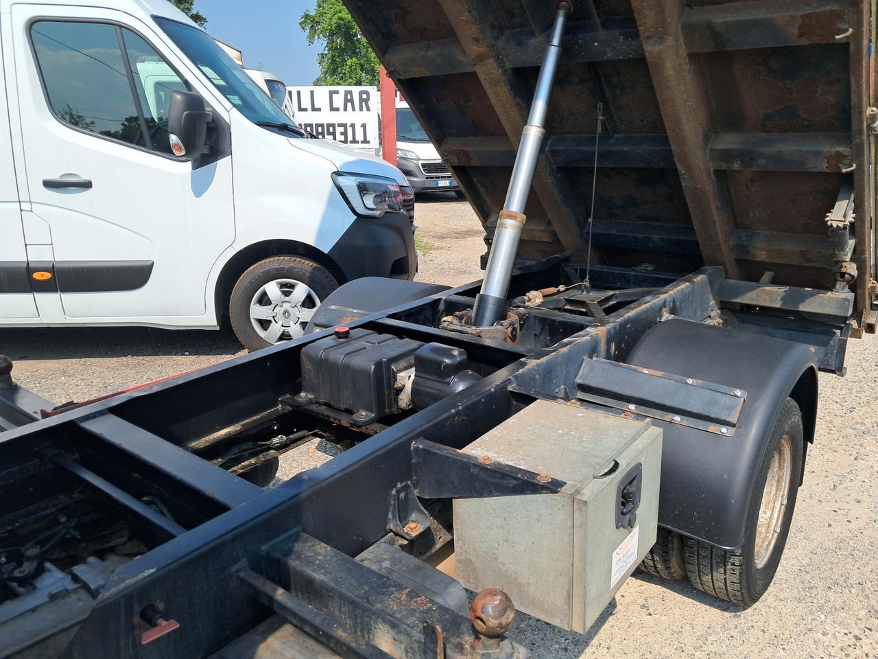 CABSTAR 3.0 RIBALTABILE TRILATERALE