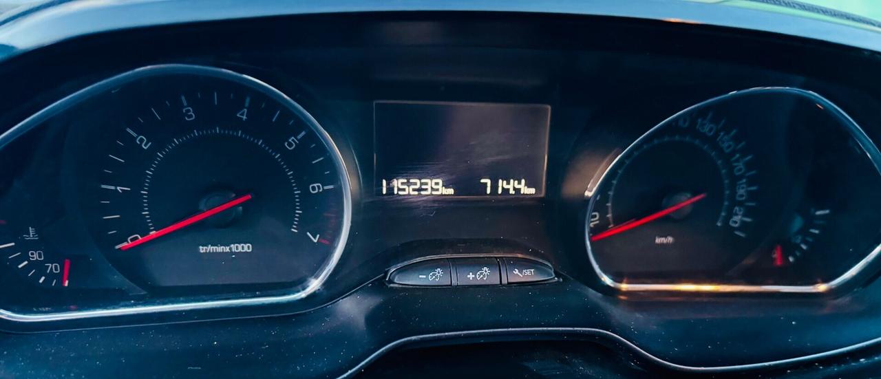 Peugeot 208 Benzina 1.2 5 porte