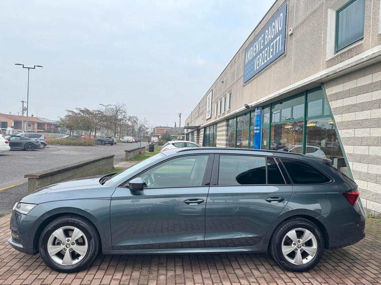 Skoda Octavia 2.0 TDI EVO SCR DSG Wagon Sportline