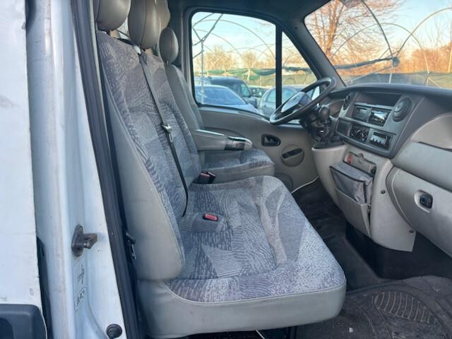 Renault Master T35 3.0 dci 140CV