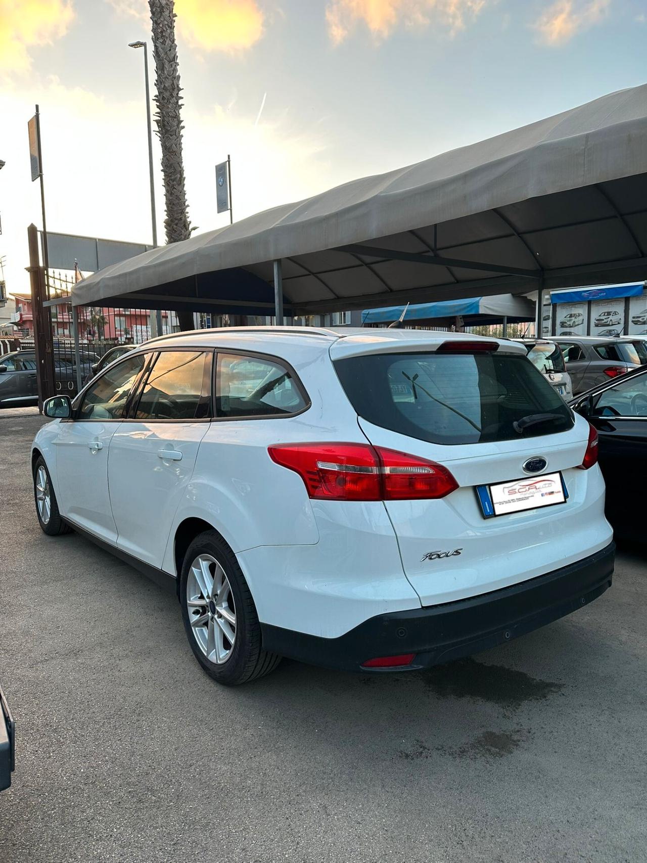 Ford Focus 1.5 TDCi 120 CV Start&Stop Powershift Titanium