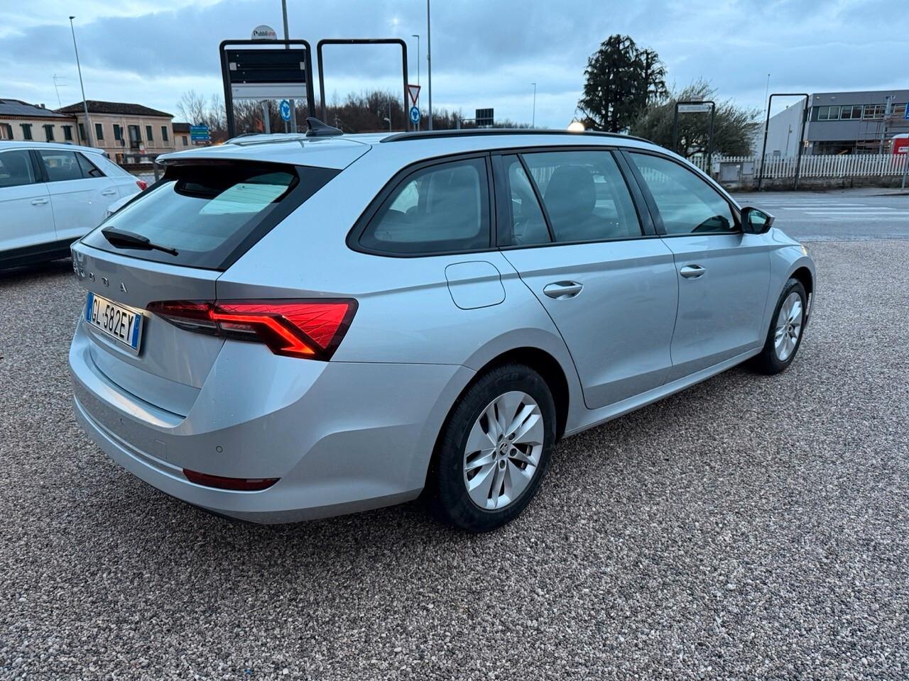 Skoda Octavia 2.0 TDI 116 cv EVO SCR DSG Wagon Executive