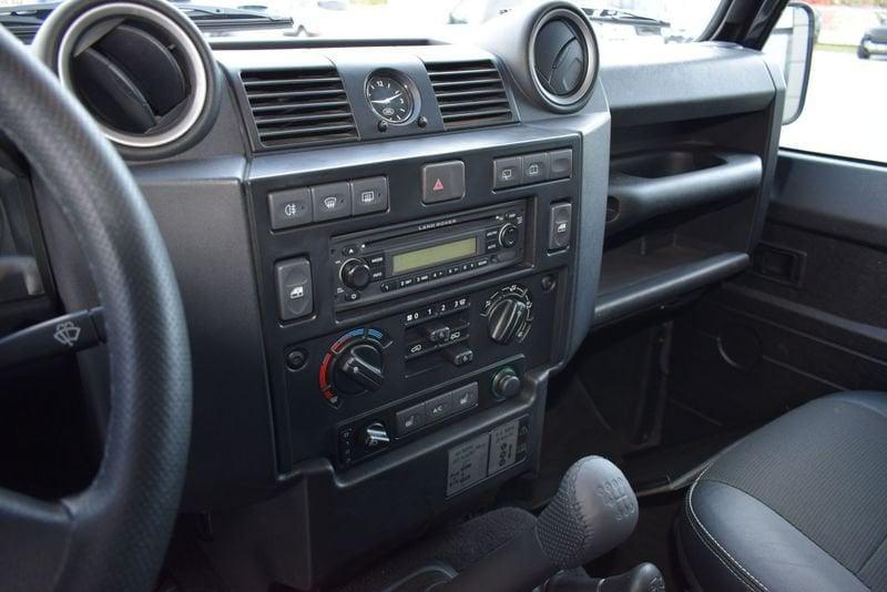 Land Rover Defender Defender 110 2.4 TD4 Station Wagon