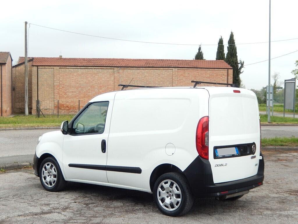 FIAT DOBLO' 1.4 T-Jet Metano con CINGHIA NUOVA