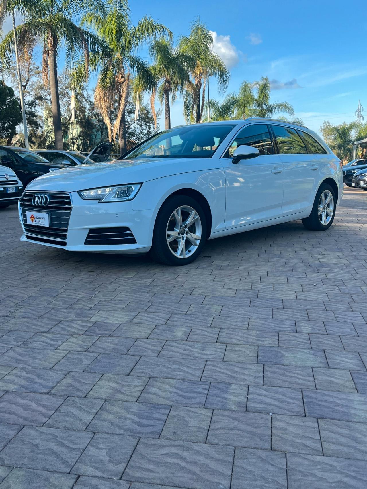 Audi A4 2.0 TDI 150 CV ultra S tronic Business