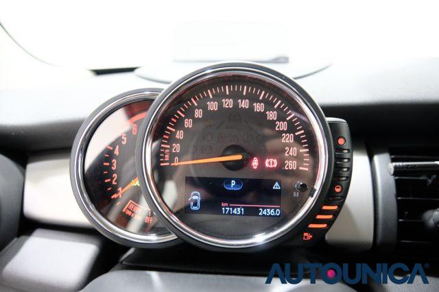 MINI Cooper SD 2.0 COOPER SD AUTOMATICA 5 PORTE