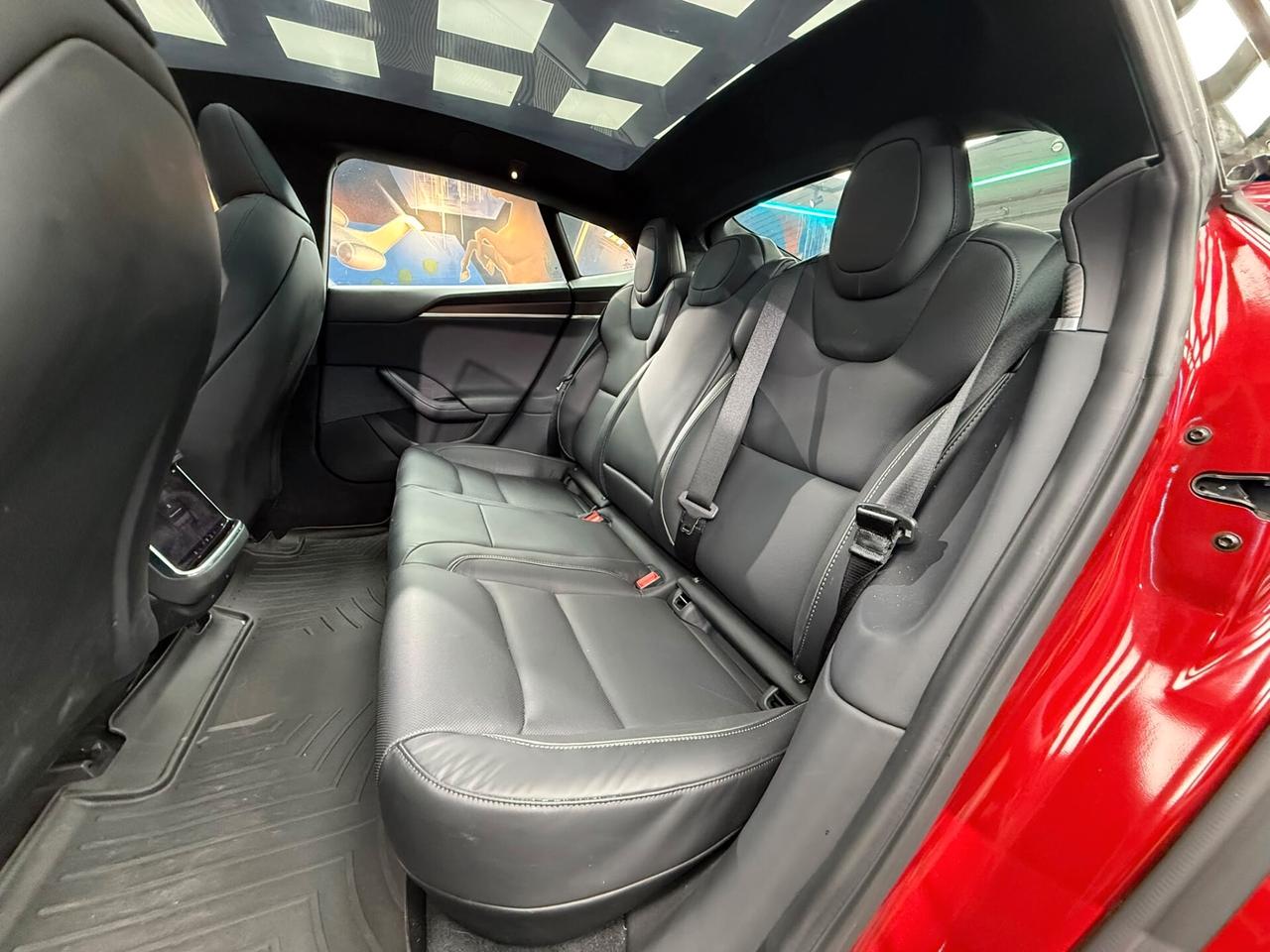 Tesla Model S 100kWh Plaid