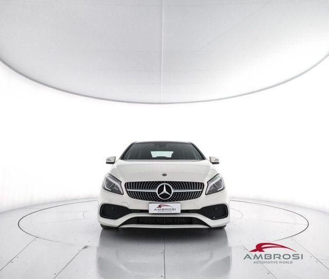 MERCEDES-BENZ A 180 180 d Automatic Premium