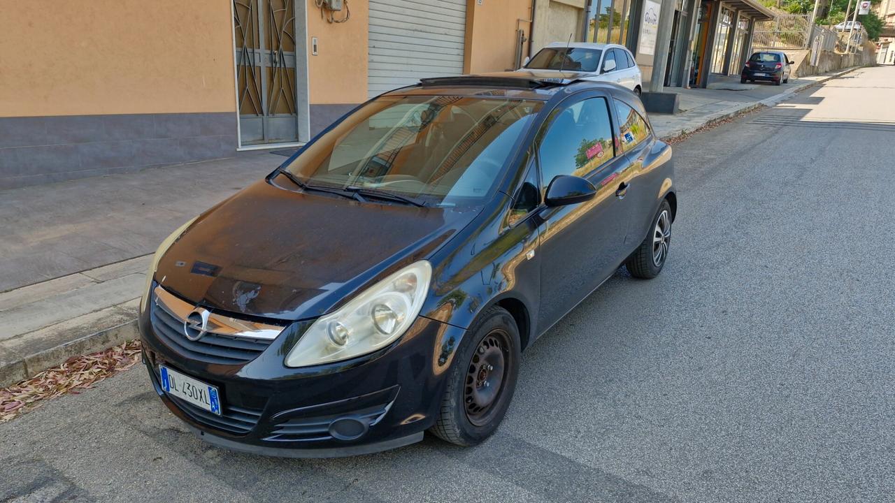 Opel Corsa 1.2 3 porte Sport