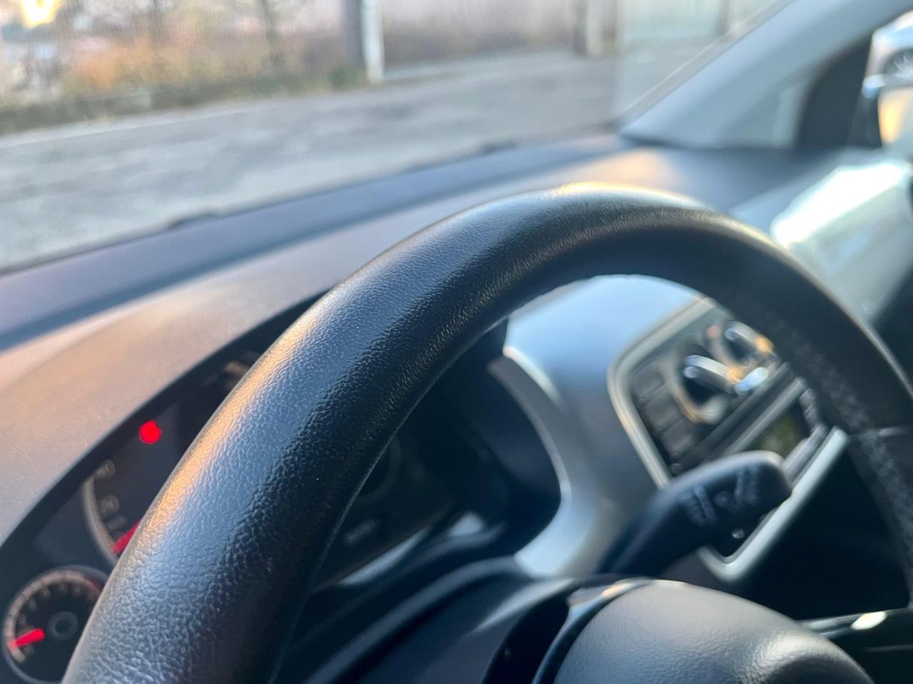 VW Up 1.0benz 2013 153.000km cambio automatico perfetta