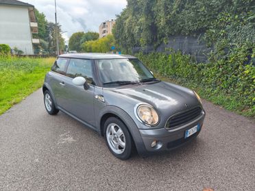 Mini 1.4 neopatentati ottime condizioni garanzia
