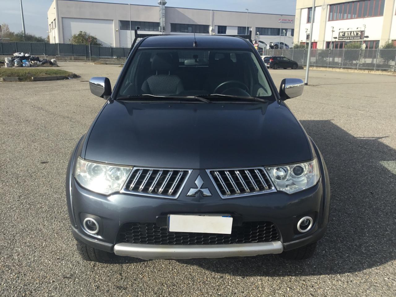 Mitsubishi L200 club cab cassone ribaltabile