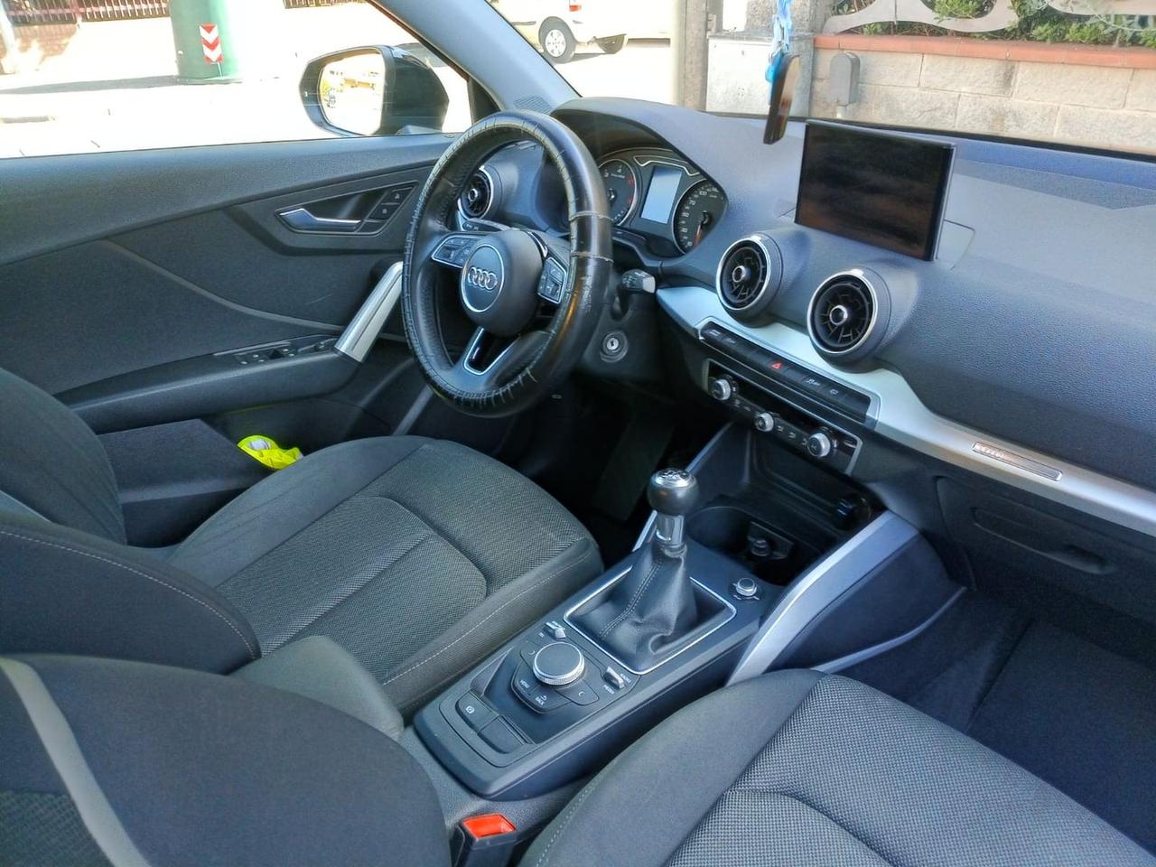 Audi Q2 Identity Black 1.6 30 TDI #6697