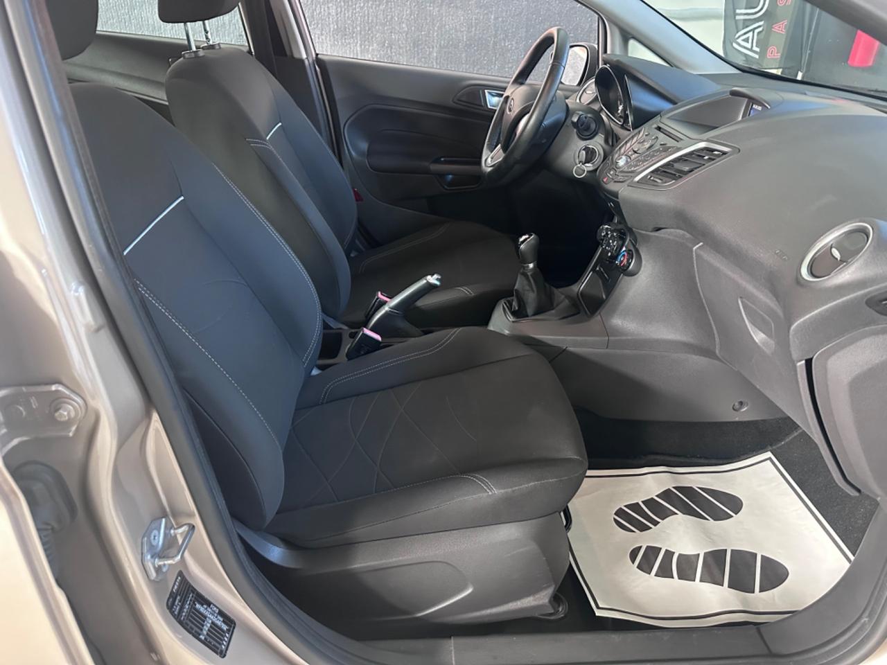 Ford Fiesta 1.0 80CV 5 porte Titanium