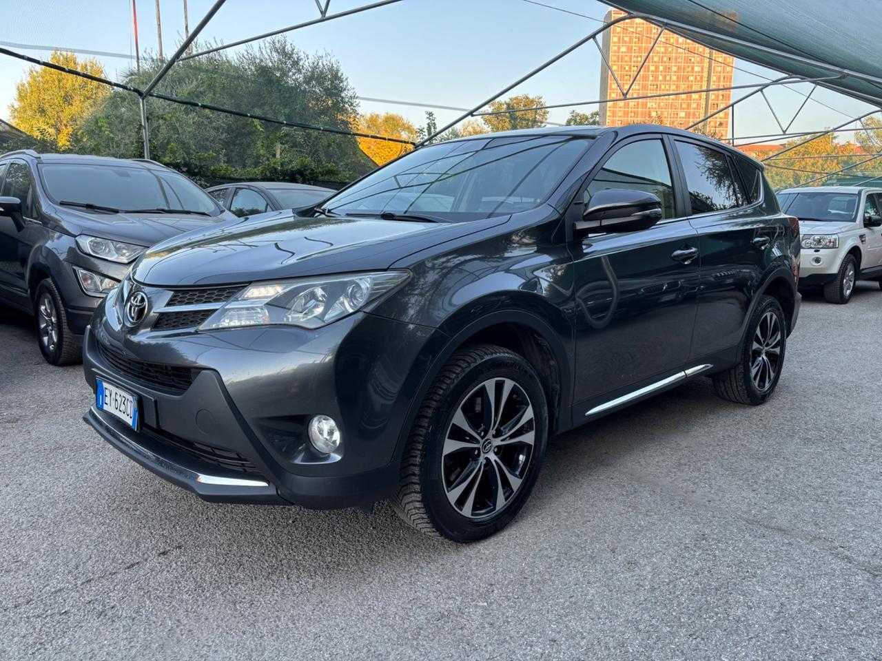 Toyota RAV 4 - 2.0 D-4D Style White Ed.