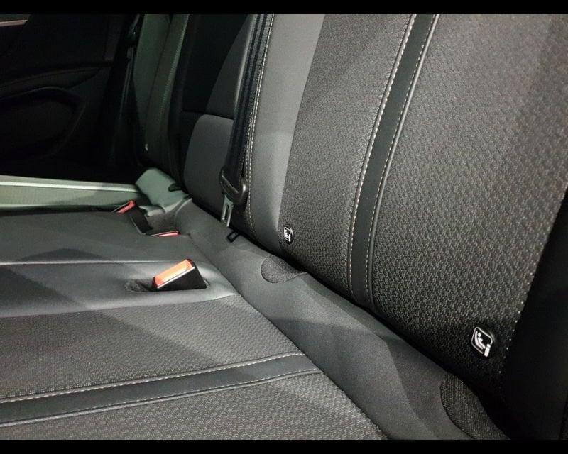 Peugeot 3008 2ª serie Hybrid 136 e-DCS 6 GT