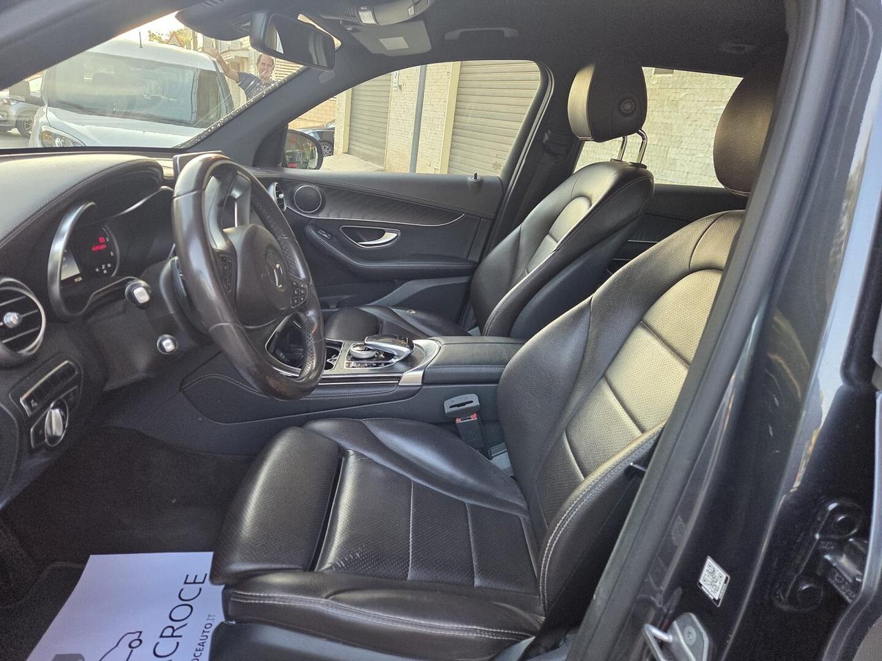 MERCEDES GLC 250 4MATIC PREMIUM + AMG PACK +GANCIO