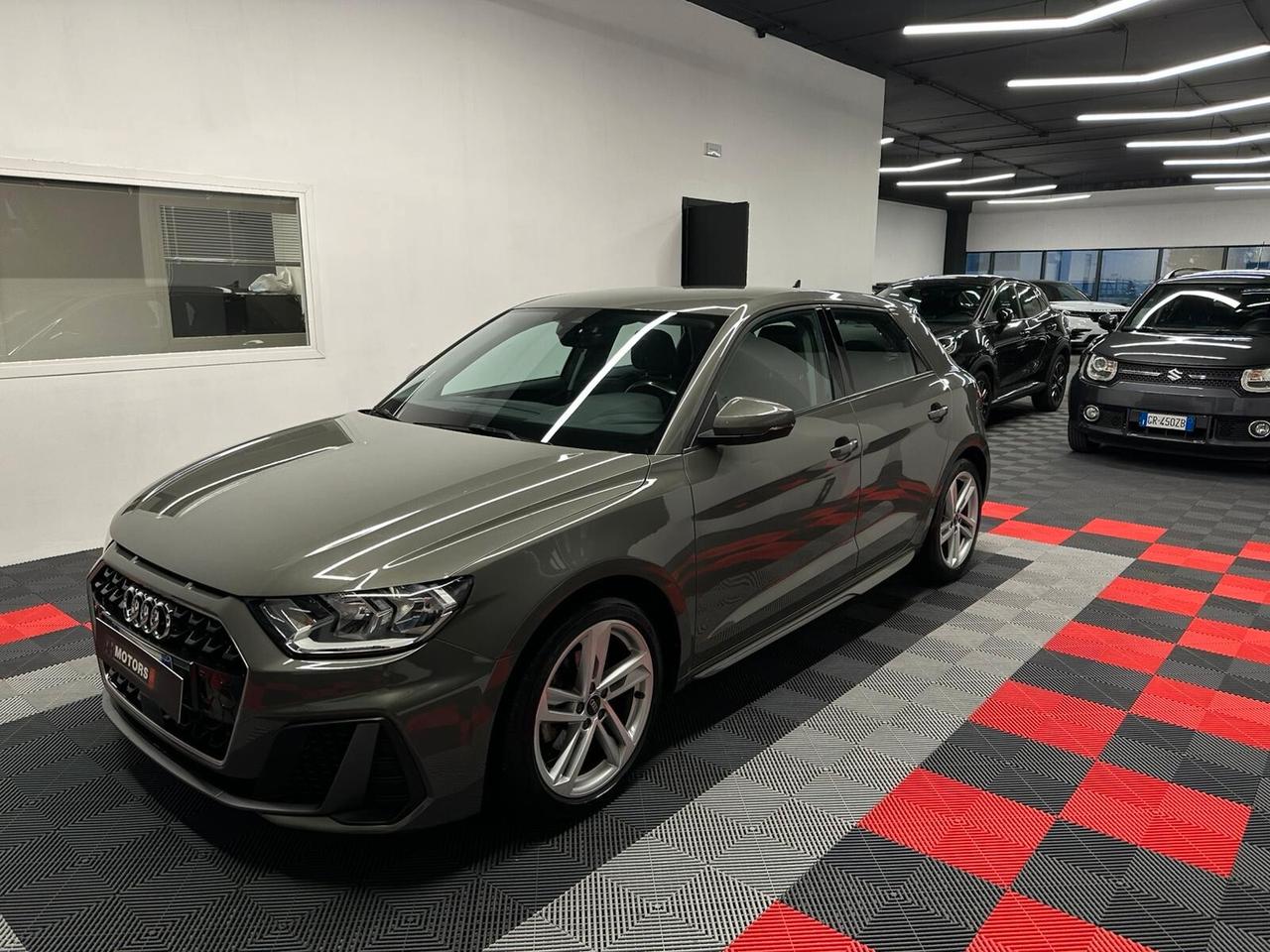 Audi A1 SPB 30 TFSI S tronic line edition Iva esposta