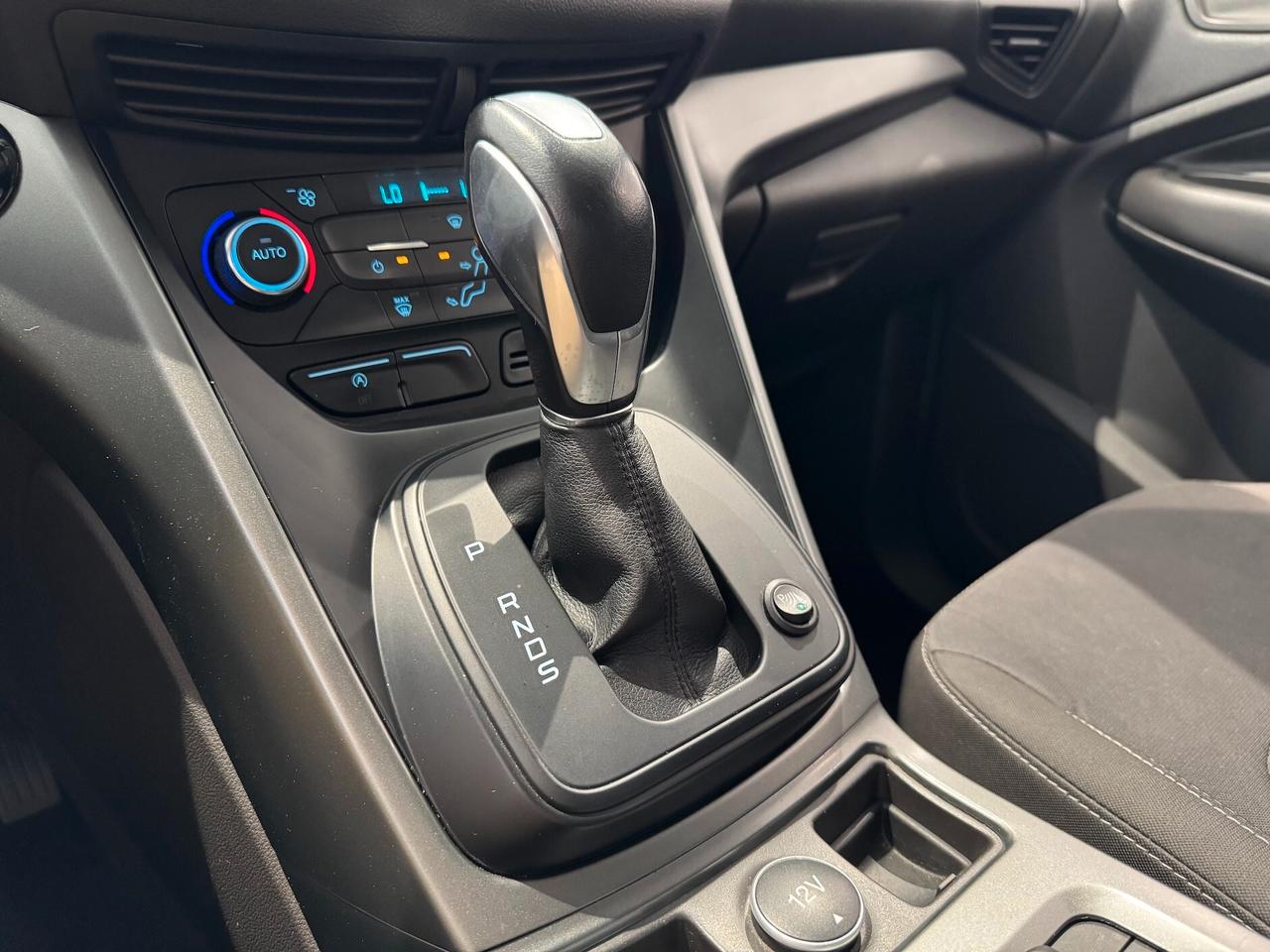 Ford Kuga 1.5 TDCI 120 CV S&S 2WD Powershift Business