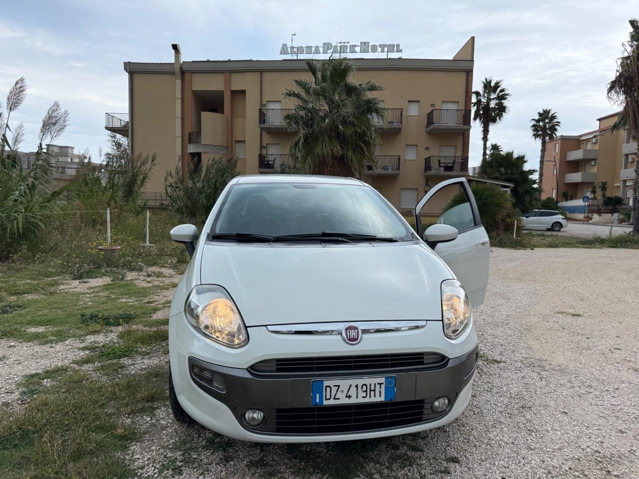 Fiat Punto Evo 1.4 5 porte UNICOPROPIETARIO