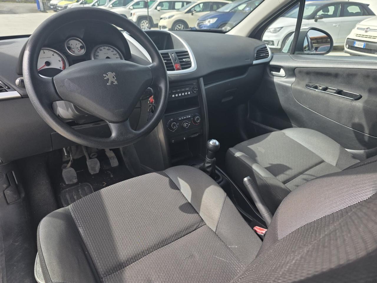 Peugeot 207 1.4 HDi 70CV FAP 5p. X Line