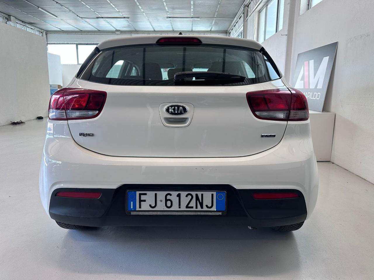 Kia Rio 5 Porte Rio 1.4 crdi Active 77cv