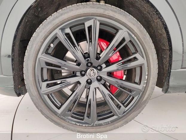 Audi Q8 55 TFSI e quattro tiptronic Sport