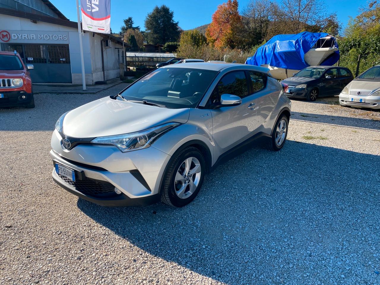Toyota C-HR 1.8 Hybrid Business