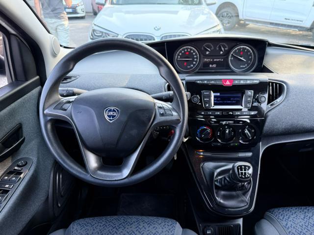 LANCIA Ypsilon 1.0 EcoChic Hybrid 69cv - Neopatentati - PROMO