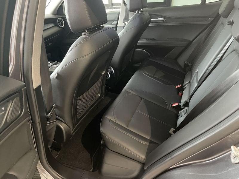 Alfa Romeo Stelvio 2.2 Turbo Diesel 160CV Business AT8 RWD