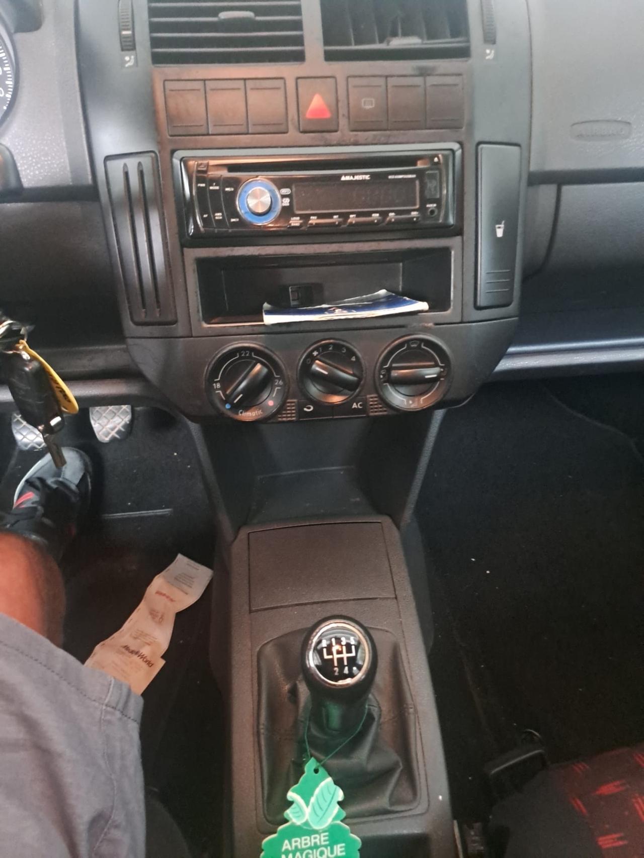 Polo 1.4/69CV TDI 5p. Trendline SI NEOPATENTATI