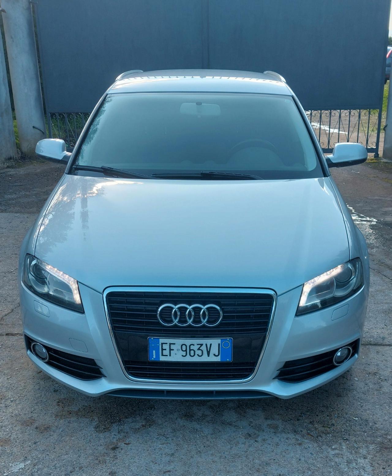 Audi A3 SPB 1.6 TDI 105 CV CR S tronic Ambiente