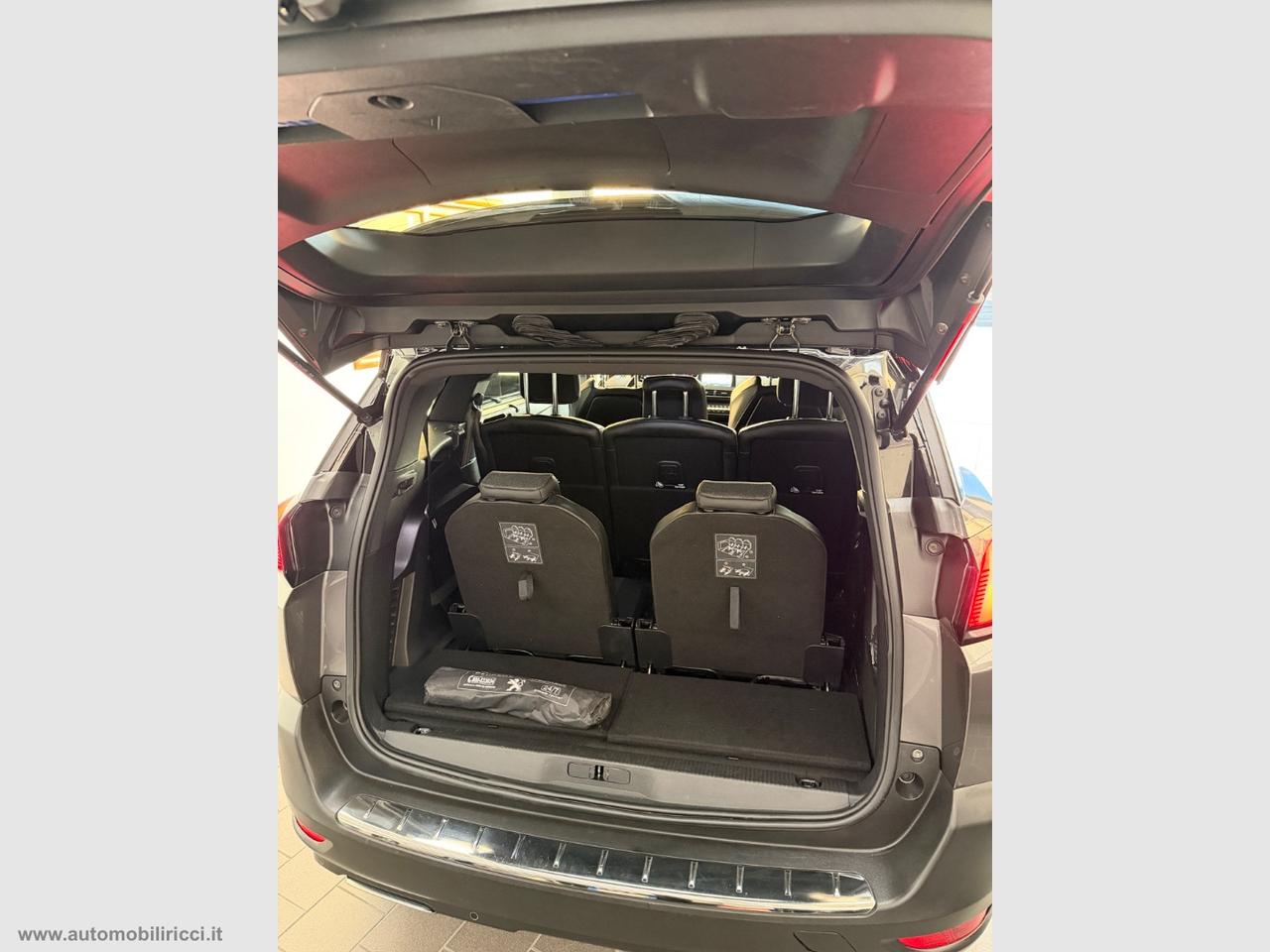 PEUGEOT 5008 BlueHDi 130 S&S EAT8 GT Line 7 POSTI
