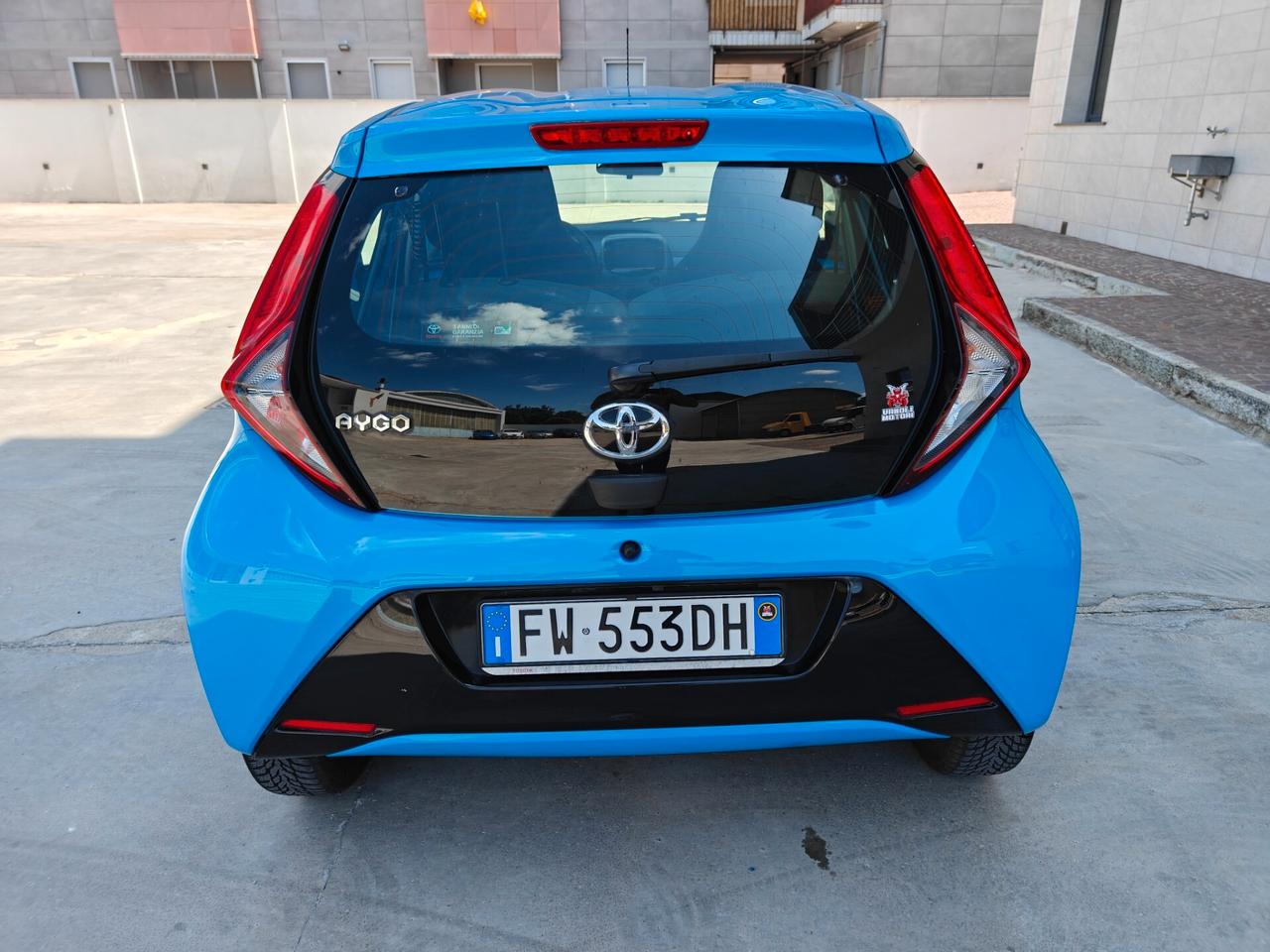 Toyota Aygo 1.0 VVT-i 72 CV 5 porte x-fun