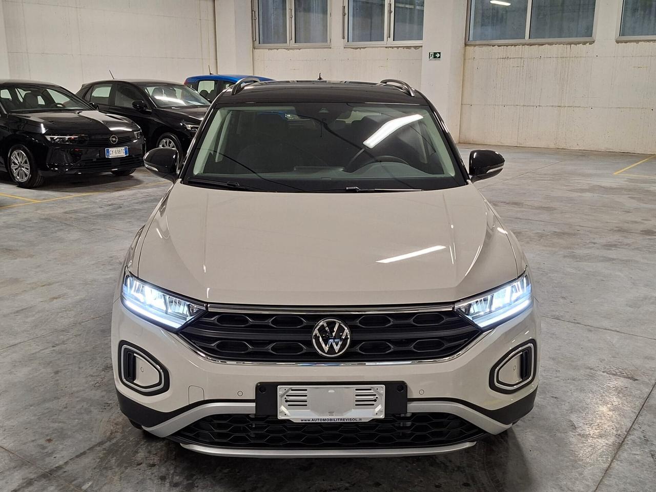 Volkswagen T-Roc 1500 TSI ACT 150CV Sport Km.0