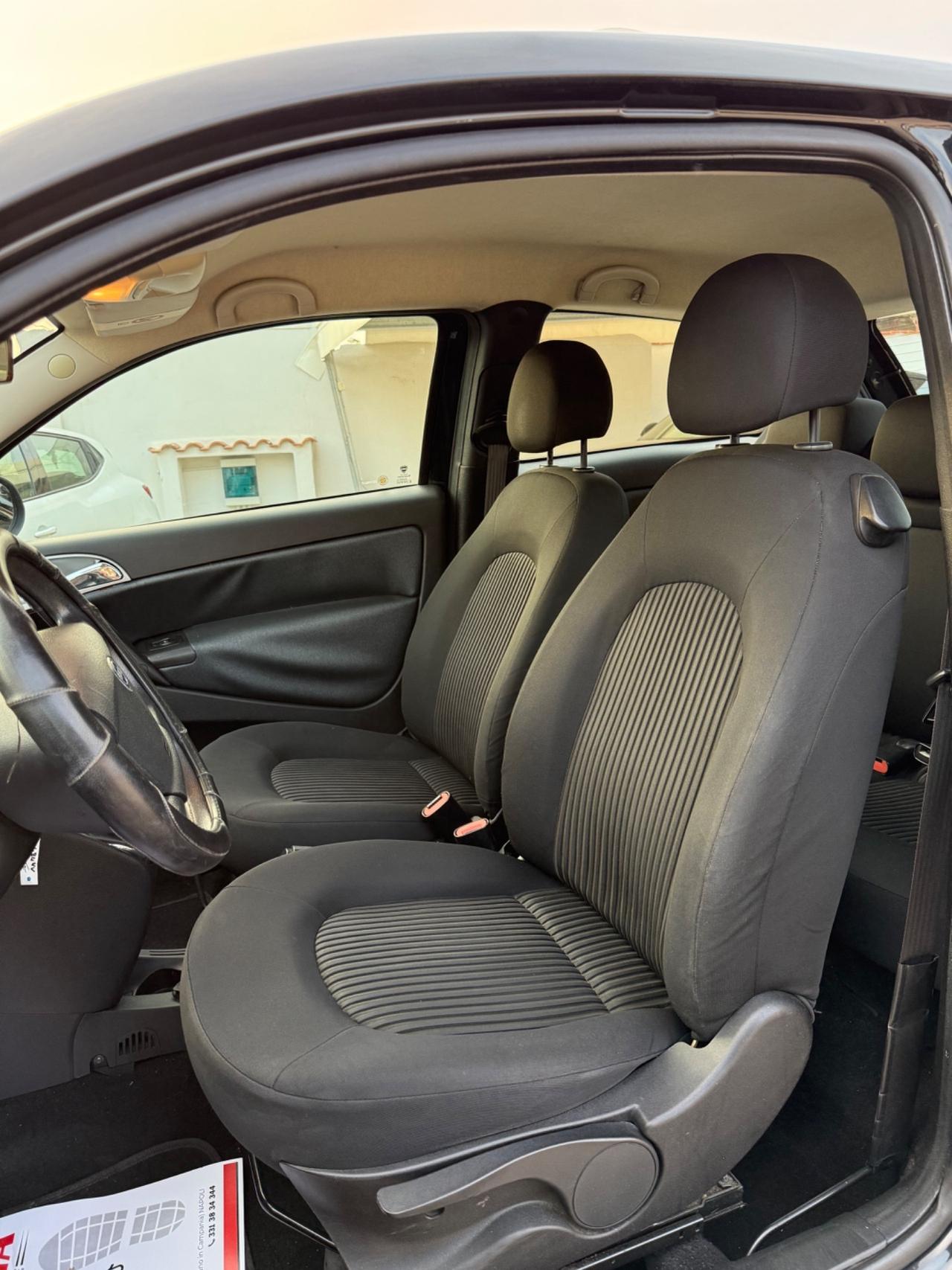 Lancia Ypsilon 1.2 69 CV Diva