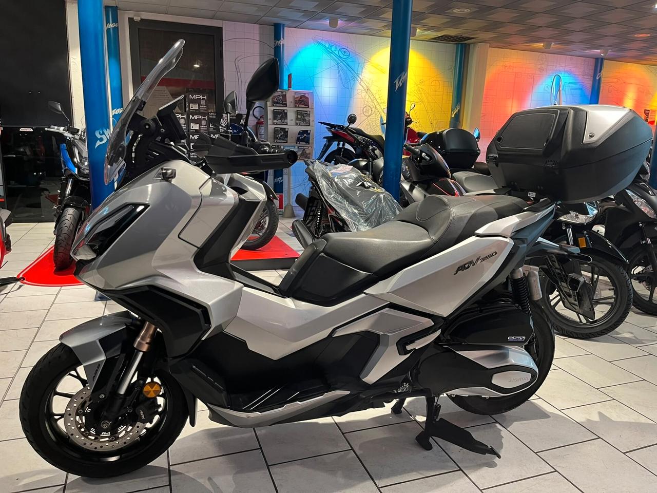 Honda ADV 350