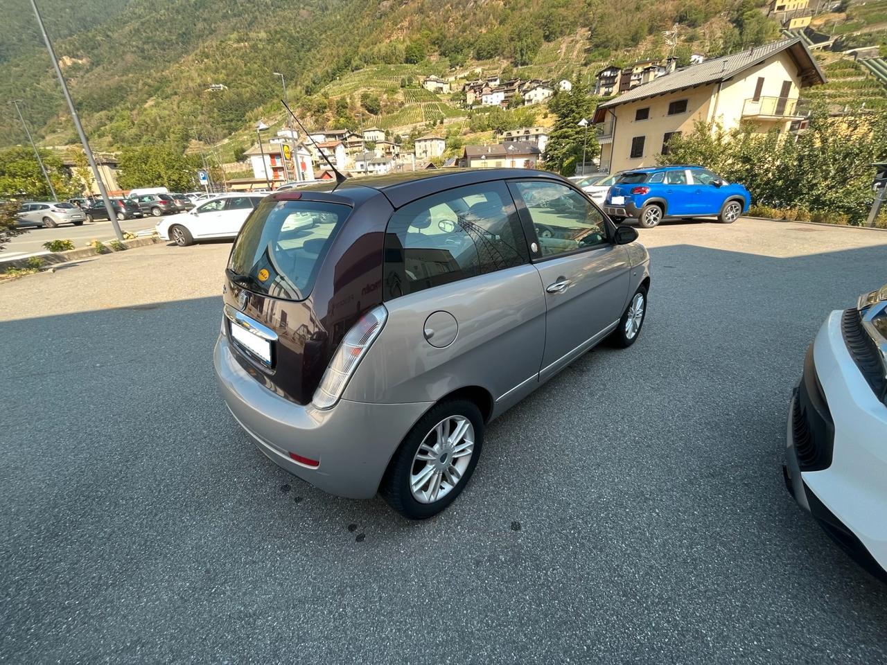 Lancia Ypsilon 1.4 Platino Ecochic Gpl Unico Proprietario Con Soli 78260 Km 