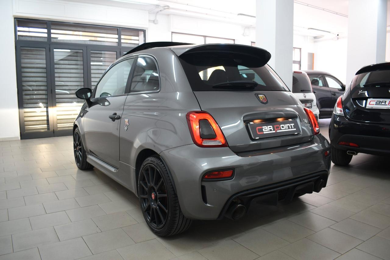 Abarth 595 1.4 Turbo T-Jet 180 CV Esseesse